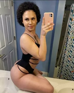 Thick Diamond OnlyFans Leaked Free Thumbnail Picture - #dwqG4eAOw2