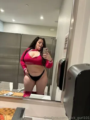 Thick Gurl101 OnlyFans Leaked Free Thumbnail Picture - #3llPqadefW