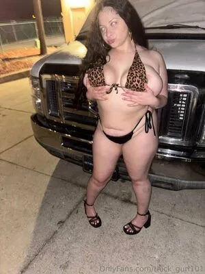 Thick Gurl101 OnlyFans Leaked Free Thumbnail Picture - #4tW1xu2DYo