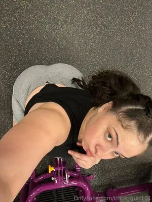 Thick Gurl101 OnlyFans Leaked Free Thumbnail Picture - #g4XVFA7kFu