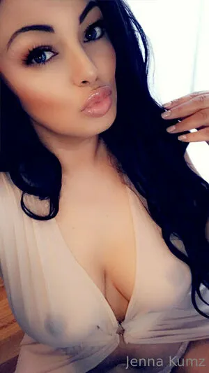 Thick Jennakumz OnlyFans Leaked Free Thumbnail Picture - #OtmxCm18GM