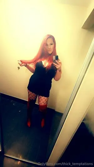 Thick Temptations OnlyFans Leaked Free Thumbnail Picture - #YS8iah6ye7