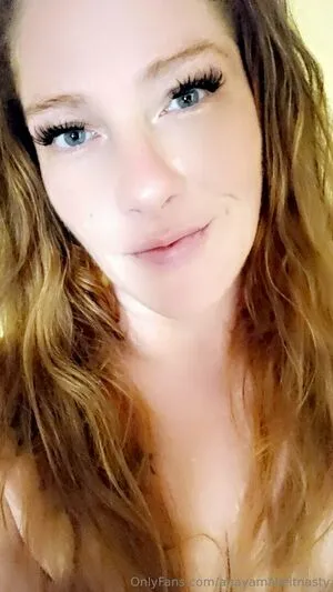 Thick Temptations OnlyFans Leaked Free Thumbnail Picture - #dzWLagproI