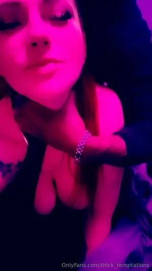 Thick Temptations OnlyFans Leaked Free Thumbnail Picture - #ith7I8AtI7