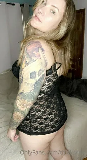 Thick Vixie OnlyFans Leaked Free Thumbnail Picture - #1hokLhzLym