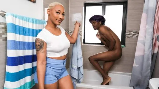 Thickassdaphn OnlyFans Leaked Free Thumbnail Picture - #6apFKfS7Et
