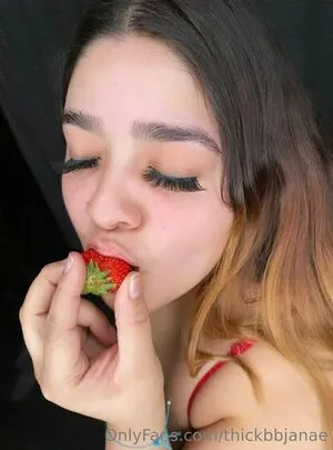 Thickbbjanae OnlyFans Leaked Free Thumbnail Picture - #o7v8oAQsrU