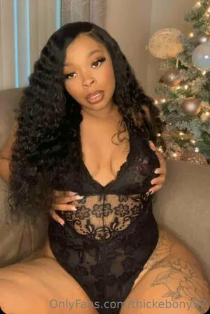 Thickebony97 OnlyFans Leaked Free Thumbnail Picture - #UC2bFlmlHb
