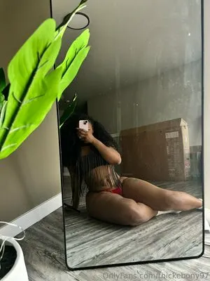 Thickebony97 OnlyFans Leaked Free Thumbnail Picture - #WMAplFgx4v