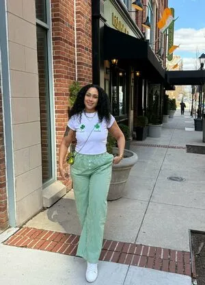 thickfancy OnlyFans Leaked Free Thumbnail Picture - #z7bXl28cMO