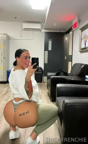 Thickfrenchie OnlyFans Leaked Free Thumbnail Picture - #5jaWDRYH33