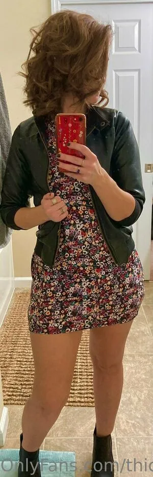 Thickhips30 OnlyFans Leaked Free Thumbnail Picture - #UC271J7IJS