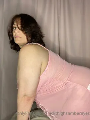 Thickthighsambereyes OnlyFans Leaked Free Thumbnail Picture - #uiGCiNLjh6