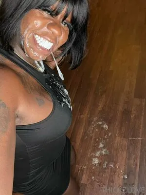 Thickzlovefree OnlyFans Leaked Free Thumbnail Picture - #L71BtI0fa2