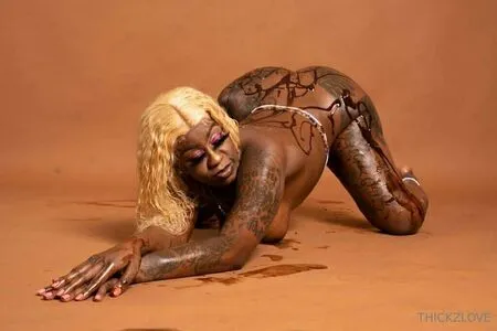 Thickzlovefree OnlyFans Leaked Free Thumbnail Picture - #dkZTENhU59