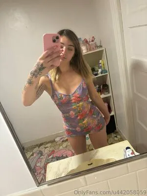 Thicnprettyfree OnlyFans Leaked Free Thumbnail Picture - #THHUTAYEVi