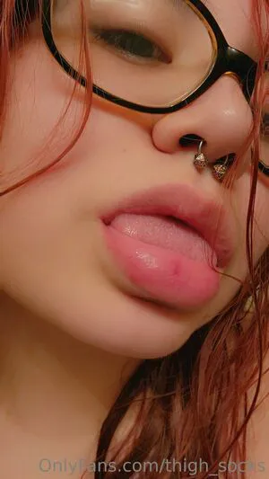 Thigh Socks OnlyFans Leaked Free Thumbnail Picture - #bYqVjvDZV2