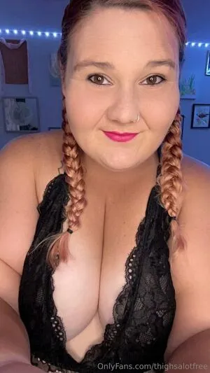 Thighsalotfree OnlyFans Leaked Free Thumbnail Picture - #DcKFi3mDqc