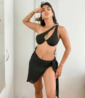 Thilini Hewa OnlyFans Leaked Free Thumbnail Picture - #PWeitbuz73