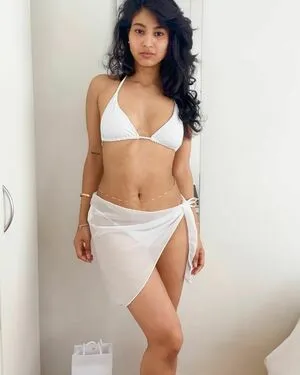 Thilini Hewa OnlyFans Leaked Free Thumbnail Picture - #U61sozjf8z