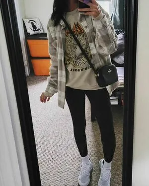 Thinbitch925 OnlyFans Leaked Free Thumbnail Picture - #CPhFh0wYva