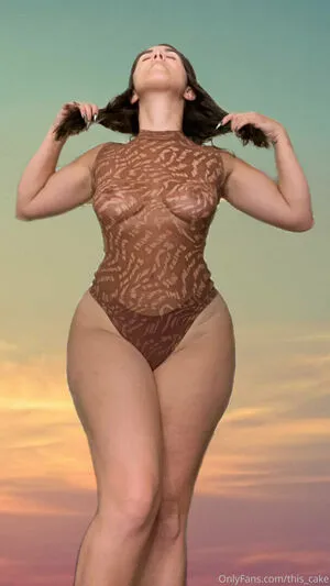 This Cake OnlyFans Leaked Free Thumbnail Picture - #OFLnE7GbcV