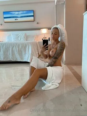 Thiskindasnow OnlyFans Leaked Free Thumbnail Picture - #rOIM1l1RGL