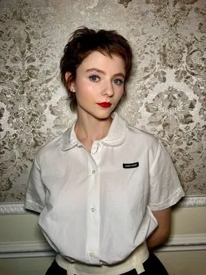 Thomasin Mckenzie OnlyFans Leaked Free Thumbnail Picture - #CQGSH8thVx
