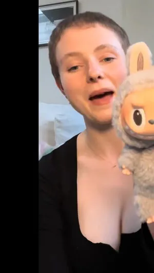 Thomasin Mckenzie OnlyFans Leaked Free Thumbnail Picture - #E0xRvJ5ocb