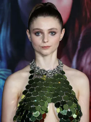 Thomasin Mckenzie OnlyFans Leaked Free Thumbnail Picture - #FsE09ryFzd