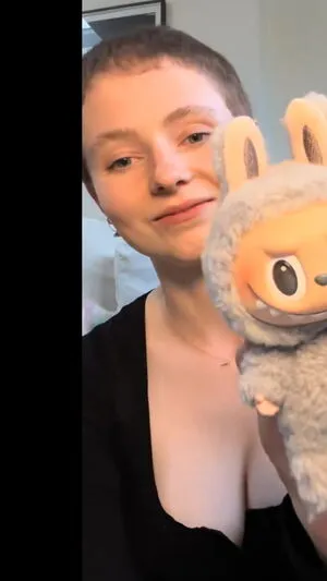 Thomasin Mckenzie OnlyFans Leaked Free Thumbnail Picture - #JNKWLmiEBm
