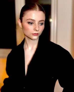 Thomasin Mckenzie Thumbnail Picture