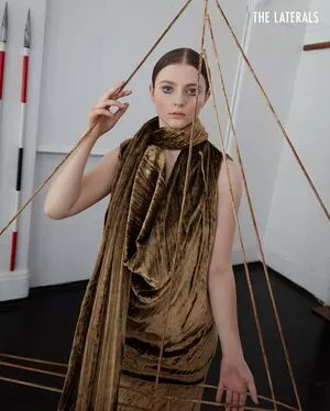 Thomasin Mckenzie OnlyFans Leaked Free Thumbnail Picture - #PeNXEveoZa