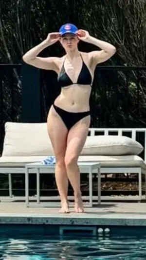 Thomasin Mckenzie OnlyFans Leaked Free Thumbnail Picture - #xim15heXKG