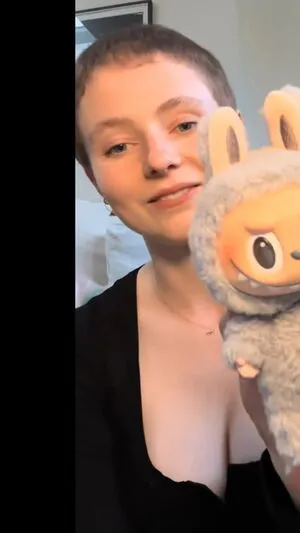 Thomasin Mckenzie OnlyFans Leaked Free Thumbnail Picture - #zTXBZlT2MY