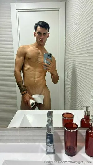 Thonygreyfree OnlyFans Leaked Free Thumbnail Picture - #5BWYdPvjP8