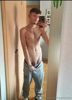 Thonygreyfree OnlyFans Leaked Free Thumbnail Picture - #Kz7VwQ5GQ1
