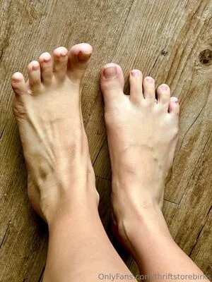 Thriftstorebirks OnlyFans Leaked Free Thumbnail Picture - #JMEystZ0Q5