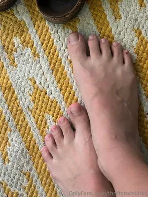Thriftstorebirks OnlyFans Leaked Free Thumbnail Picture - #jA4uW6RSDi