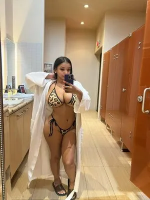 Thumb Alina OnlyFans Leaked Free Thumbnail Picture - #p0BAfhrVx0