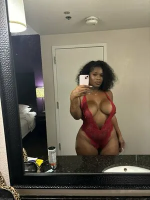 Tia Magnificent OnlyFans Leaked Free Thumbnail Picture - #4GgIRNgf8C