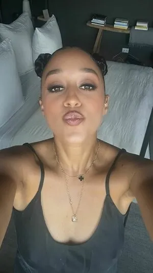 Tia Mowry OnlyFans Leaked Free Thumbnail Picture - #IFIaYbddnn