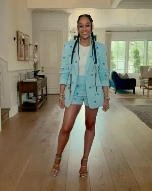 Tia Mowry OnlyFans Leaked Free Thumbnail Picture - #oDGb3om9vZ