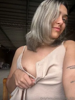 Tiaraalvez225 OnlyFans Leaked Free Thumbnail Picture - #ZKmGX101aS