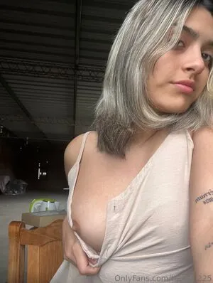 Tiaraalvez225 OnlyFans Leaked Free Thumbnail Picture - #b8XIqOBJbh