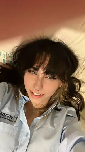 Tichliaa OnlyFans Leaked Free Thumbnail Picture - #21F9NvTRGV