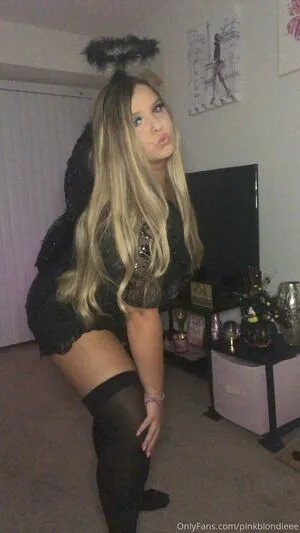 Tierratheblonde OnlyFans Leaked Free Thumbnail Picture - #eIfBQCBGBf
