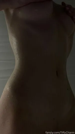 Tiffantasy OnlyFans Leaked Free Thumbnail Picture - #6UcYG5JMZ8