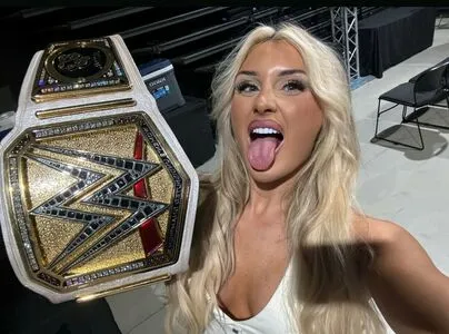 Tiffany Stratton OnlyFans Leaked Free Thumbnail Picture - #g1DR5BFumm