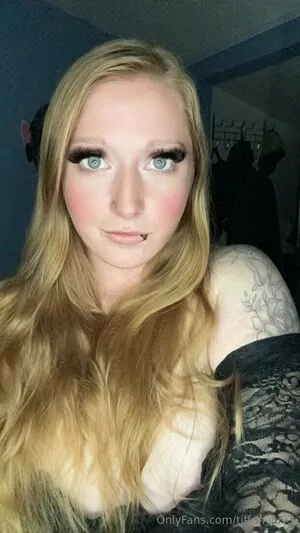Tiffanyluv3 OnlyFans Leaked Free Thumbnail Picture - #PexsH3788e
